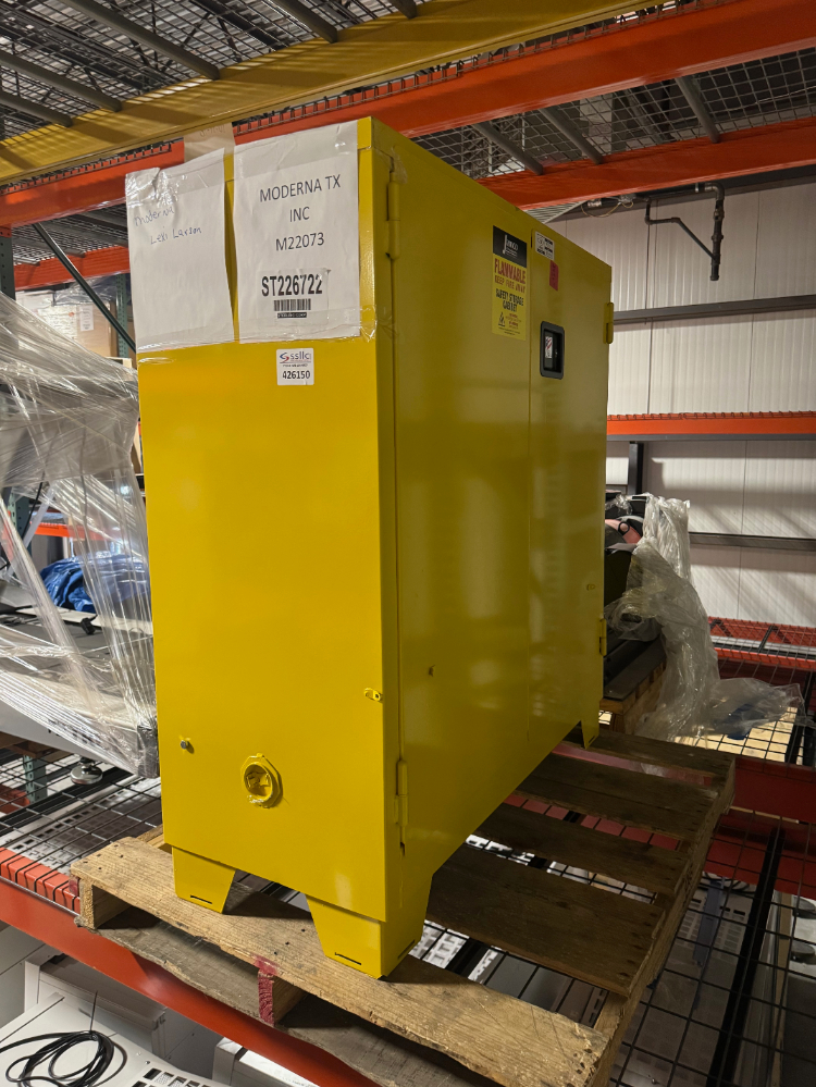 Image of Jamco 30 Gallon Flammable Liquid Storage Cabinet